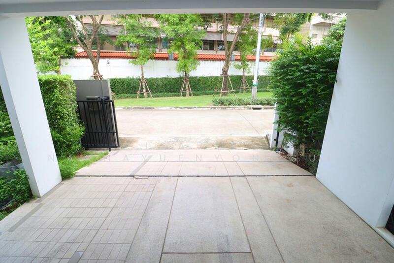 มัณฑนา ศรีนครินทร์ ร่มเกล้า ใกล้แอร์ลิงก