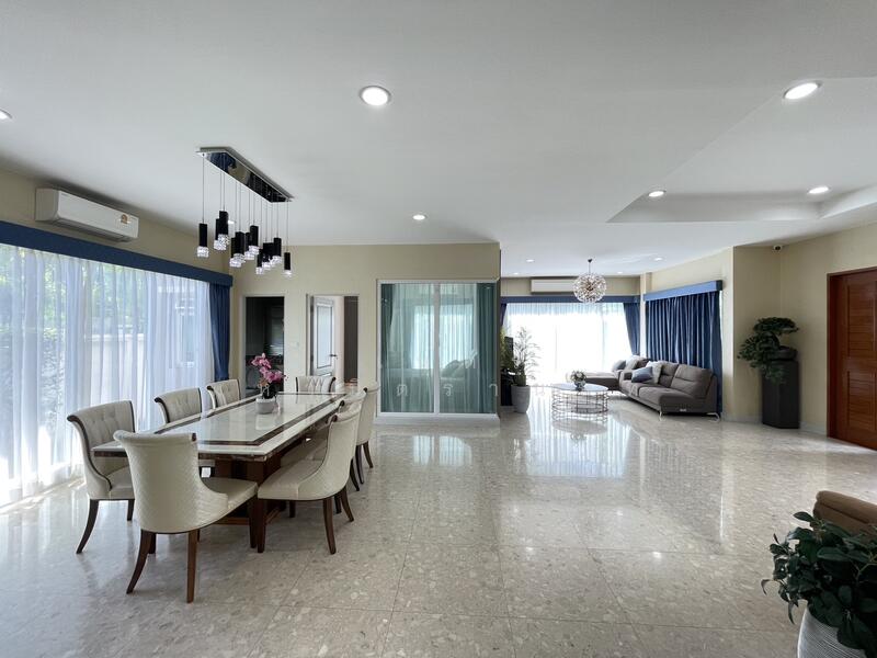ให้เช่า - แกรนด์ บางกอก บูเลอวาร์ด พระราม 9 – ศรีนครินทร์ : Grand Bangkok Boulevard Rama 9 - Srinakarindra, กรุงเทพ