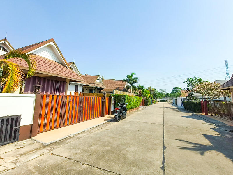 หมู่บ้านเทวีรีสอร์ท, Chon Buri (Pattaya), Huai Yai, Bang Lamung (Pattaya), Chon Buri (Pattaya), 3 Bedrooms, 150 sqm, Single Detached House For Sale, by Chanya Rojana, 500005048 - DDproperty.com
