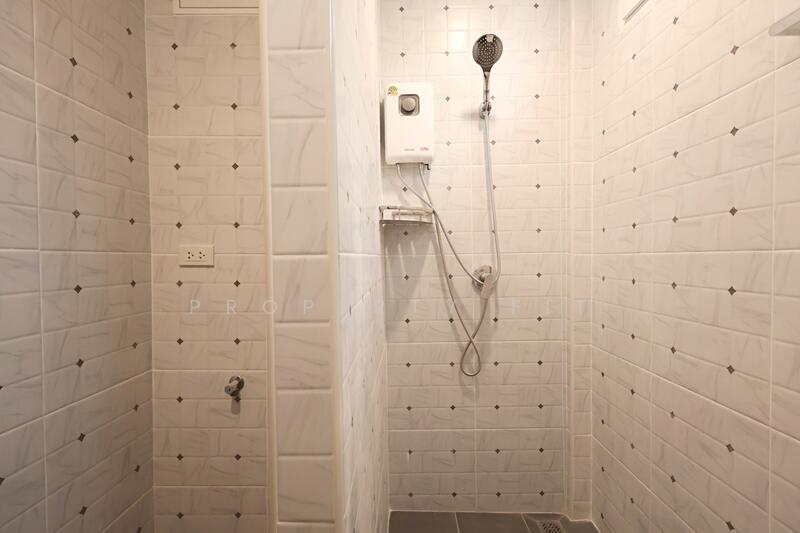 For Rent - Apartment Building 220 Sukhumvit Soi 1, Bangkok