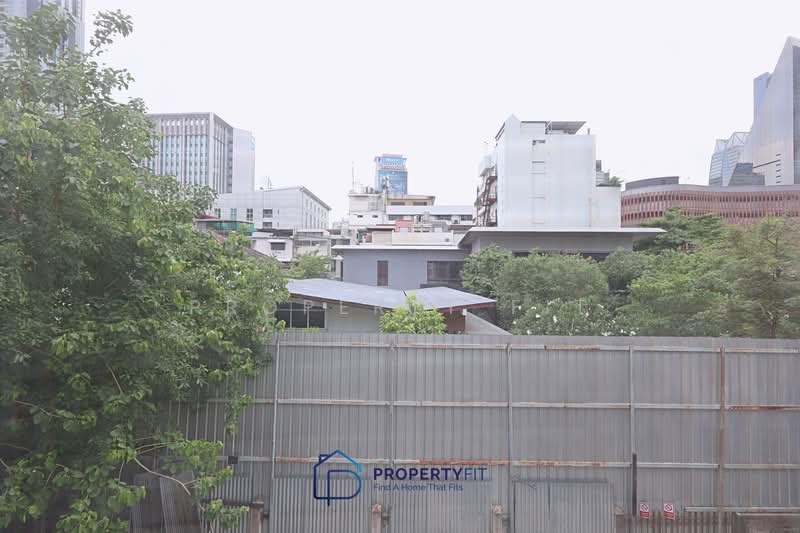 Apartment Building 220 Sukhumvit Soi 1, Bangkok, 220 Sukhumvit Soi 1, Khlongtoei Nua, Watthana, Bangkok, 1 Bedroom, 77 sqm, Apartment For Rent, by Property Fit, 500005279 - DDproperty.com