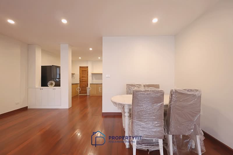 Apartment Building 220 Sukhumvit Soi 1, Bangkok, 220 Sukhumvit Soi 1, Khlongtoei Nua, Watthana, Bangkok, 1 Bedroom, 77 sqm, Apartment For Rent, by Property Fit, 500005279 - DDproperty.com
