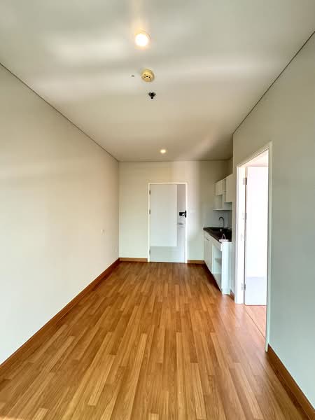Lumpini Place Ratchada-Sathu, Bangkok, 501 3 Sathu Pradit 27 Alley, Chong Nonsi, Yan Nawa, Bangkok, 1 Bedroom, 29 sqm, Condo For Sale, by Mint Manassanan, 500005305 - DDproperty.com