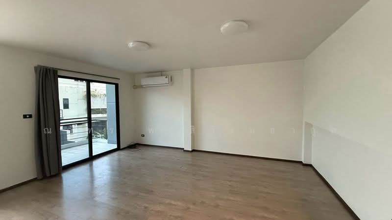 บางนา ลาซาล, Bangkok, Bang Na Tai, Bang Na, Bangkok, , 300 sqm, Shophouse For Rent, by ณภัทร พรสิริเมธากุล, 500005516 - DDproperty.com