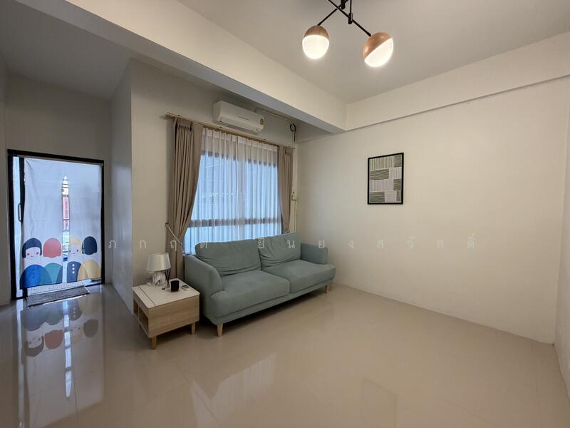 ขาย - ขายบ้านพร้อมอยู่ ทำเลดี ในเมืองหาดใหญ่ จะอยู่อาศัย หรือทำ Airbnb ก็เหมาะ, สงขลา
