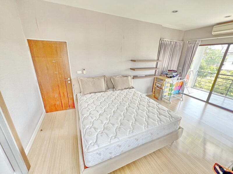 ให้เช่า - Zerene Petchkasem-Phutthamonthon Sai 3 : ซีรีน เพชรเกษม-พุทธมณฑล สาย 3, กรุงเทพ