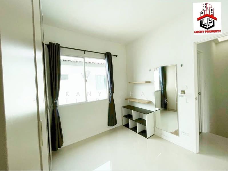 Baan Pruksa 124 Rangsit-Klong 4 : บ้านพฤกษา 124 รังสิต-คลอง 4, ปทุมธานี, ถนนเลียบคลอง 4, คลองสี่, คลองหลวง, ปทุมธานี, 80 ตร.ม., ทาวน์เฮ้าส์ ขาย, โดย Kanyaphat Phattararittikul, 500005915 - DDproperty.com