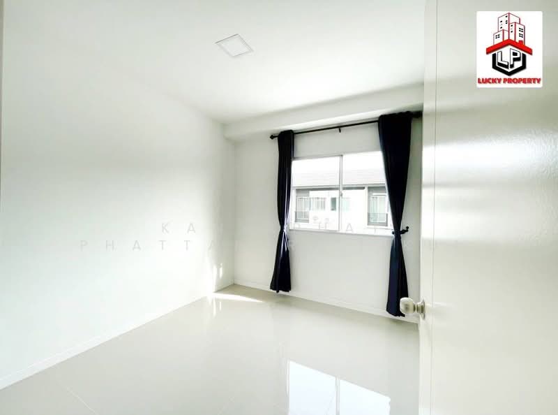Baan Pruksa 124 Rangsit-Klong 4 : บ้านพฤกษา 124 รังสิต-คลอง 4, ปทุมธานี, ถนนเลียบคลอง 4, คลองสี่, คลองหลวง, ปทุมธานี, 80 ตร.ม., ทาวน์เฮ้าส์ ขาย, โดย Kanyaphat Phattararittikul, 500005915 - DDproperty.com