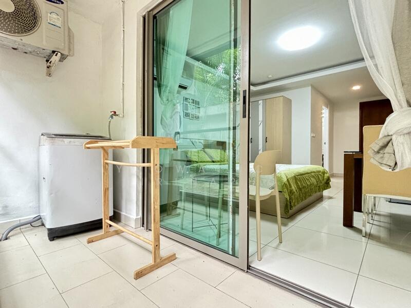 ขายดาวน์ - Laguna Bay 2 Condominium : ลากูน่าเบย์2 คอนโดมีเนียม พระตำหนัก, ชลบุรี