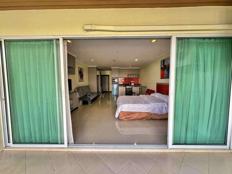 Platinum Suites Condominium Jomtien, Chon Buri (Pattaya), พัทยา พัทยา, Nong Pru, Bang Lamung (Pattaya), Chon Buri (Pattaya), Studio, 50 sqm, Condo Option To Buy, by Yaowaluck Sirinapho, 500006376 - DDproperty.com