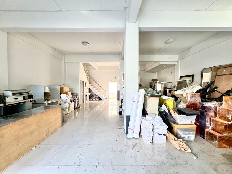 ขาย - ขายถูกอาคารพาณิชย์ 2 คูหา 4 ชั้น 70 ตารางวา ทำเลดี ใกล้ BTS แบริ่ง เดินทางสะดวกหลายเส้นทาง, สมุทรปราการ