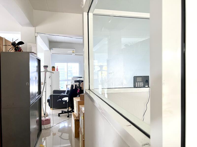 ขาย - ขายถูกอาคารพาณิชย์ 2 คูหา 4 ชั้น 70 ตารางวา ทำเลดี ใกล้ BTS แบริ่ง เดินทางสะดวกหลายเส้นทาง, สมุทรปราการ