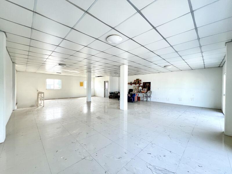 ขาย - ขายถูกอาคารพาณิชย์ 2 คูหา 4 ชั้น 70 ตารางวา ทำเลดี ใกล้ BTS แบริ่ง เดินทางสะดวกหลายเส้นทาง, สมุทรปราการ