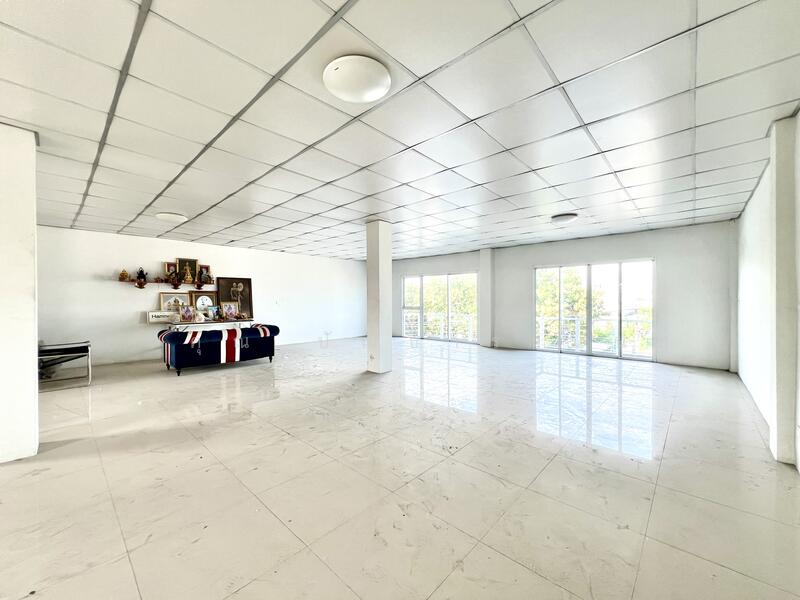 ขาย - ขายถูกอาคารพาณิชย์ 2 คูหา 4 ชั้น 70 ตารางวา ทำเลดี ใกล้ BTS แบริ่ง เดินทางสะดวกหลายเส้นทาง, สมุทรปราการ