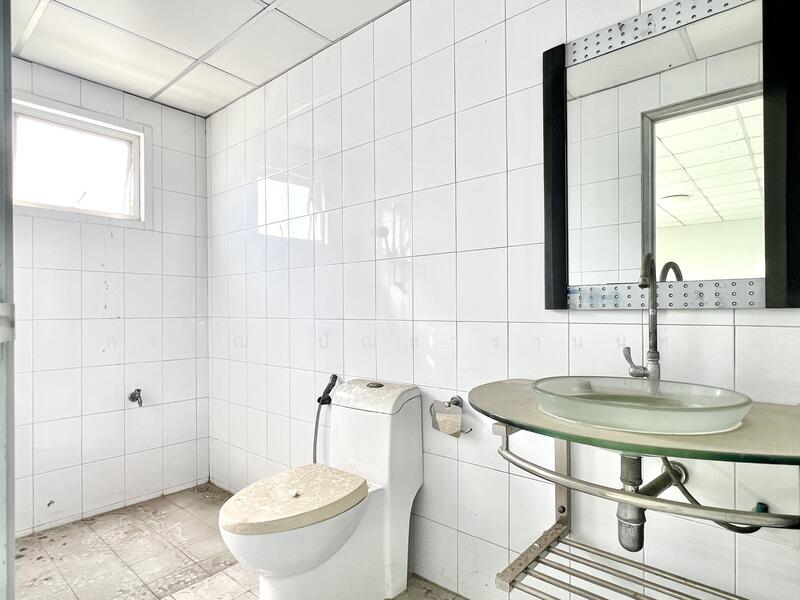 ขาย - ขายถูกอาคารพาณิชย์ 2 คูหา 4 ชั้น 70 ตารางวา ทำเลดี ใกล้ BTS แบริ่ง เดินทางสะดวกหลายเส้นทาง, สมุทรปราการ