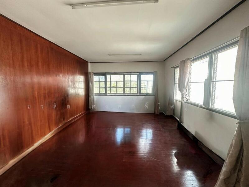 For Rent - ให้เช่า/ขาย อาคารพาณิชย์ 2.5 ชั้น ซอยทุ่งมังกร ถนนสวนผัก, Bangkok