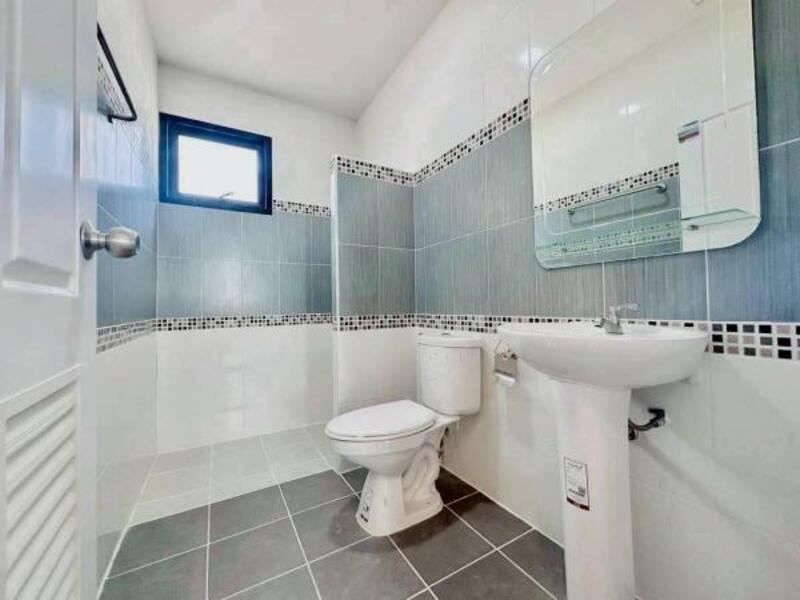 ขาย - Golden Prive Bangsaen-Nongmon : โกลเด้น พรีเว่ บางแสน-หนองมน, ชลบุรี