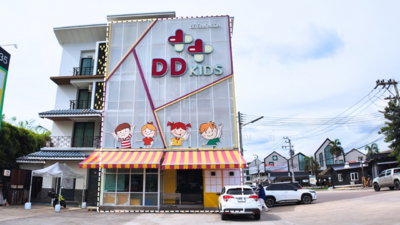 ขาย - อาคารพาณิชย์ ดี-คอมเพล็กซ์ ศรีราชา-นิคมเป็นทอง 1 : D Complex Sriracha-Nikom Pinthong 1, ชลบุรี