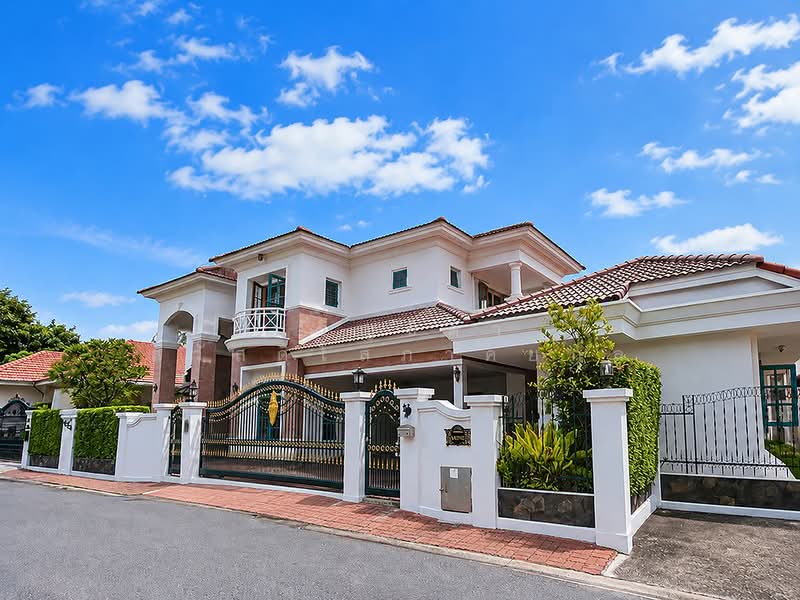 Baan Ladawan Lakoon Rangsit, Pathum Thani, Rangsit-Pathum Thani Road, Ban Klang, Muang Pathum Thani, Pathum Thani, 6 Bedrooms, 735 sqm, Single Detached House For Sale, by Parinthida Sawuddisopakaykul, 500008307 - DDproperty.com