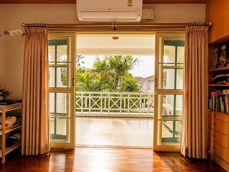 Baan Ladawan Lakoon Rangsit, Pathum Thani, Rangsit-Pathum Thani Road, Ban Klang, Muang Pathum Thani, Pathum Thani, 6 Bedrooms, 735 sqm, Single Detached House For Sale, by Parinthida Sawuddisopakaykul, 500008307 - DDproperty.com