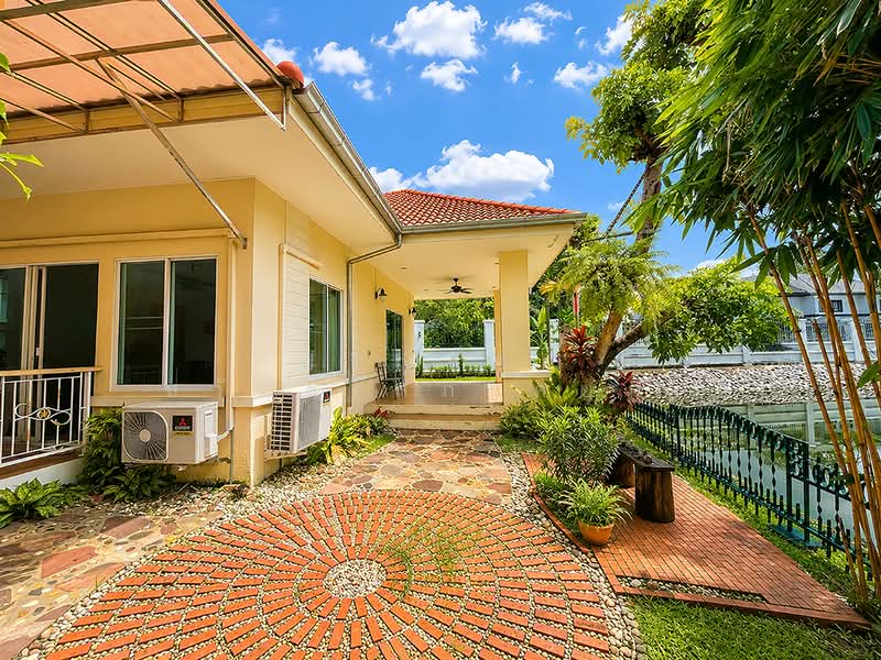 Baan Ladawan Lakoon Rangsit, Pathum Thani, Rangsit-Pathum Thani Road, Ban Klang, Muang Pathum Thani, Pathum Thani, 6 Bedrooms, 735 sqm, Single Detached House For Sale, by Parinthida Sawuddisopakaykul, 500008307 - DDproperty.com