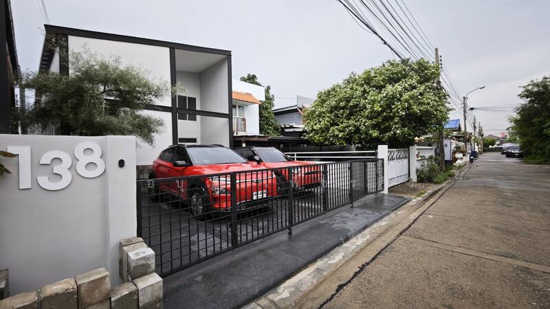 138 โชคชัย 4 ซอย 50 แยก 6, Bangkok, โชคชัย 4 ซอย 50 แยก 6, Lat Phrao, Lat Phrao, Bangkok, 3 Bedrooms, 167 sqm, Semi-Detached House (Twin House) For Sale, by กอบุญ เพ็ชรศิริ, 500008439 - DDproperty.com