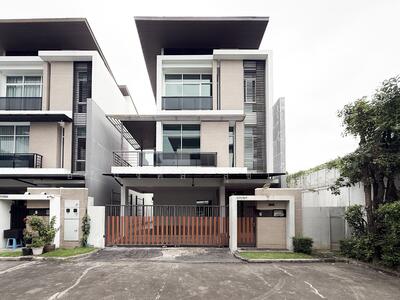 ขาย - Nirvana Beyond Rama 9-Ramkhamhaeng : เนอวานา บียอนด์ พระราม 9-รามคำแหง, กรุงเทพ