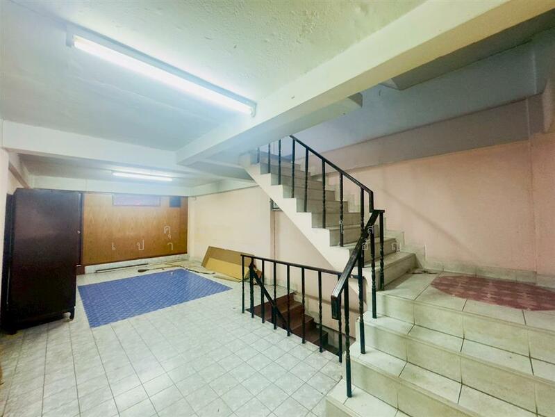 ขาย - อาคารพาณิชย์ 3.5 ชั้น 18 ตร.ว. อาคารพาณิชย์ ซอยเพชรเกษม88 ถนนเพชรเกษม, กรุงเทพ