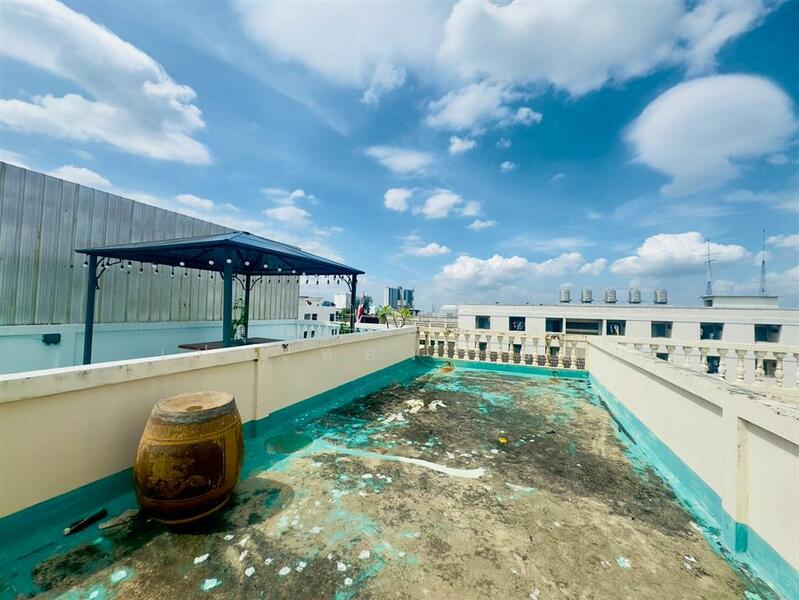 ขาย - อาคารพาณิชย์ 3.5 ชั้น 18 ตร.ว. อาคารพาณิชย์ ซอยเพชรเกษม88 ถนนเพชรเกษม, กรุงเทพ