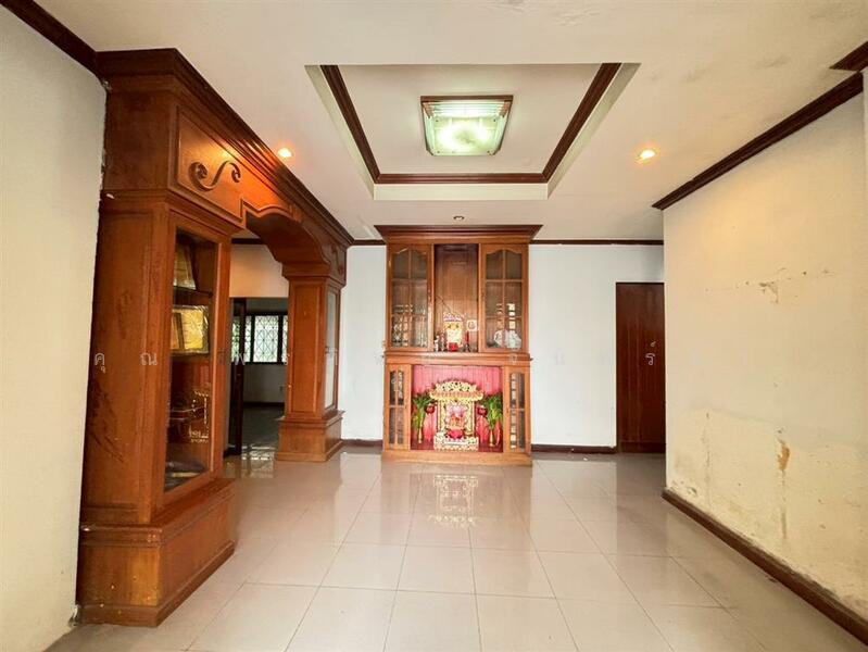 บ้านเดี่ยว หมู่บ้านกฤษดานคร 17 ซอยพุทธมณฑลสาย3 ซอย19, Bangkok, ถนนพุทธมณฑลสาย3, Sala Thammasop, Thawi Watthana, Bangkok, 7 Bedrooms, 420 sqm, Single Detached House For Sale, by คุณ พรทิพย์ จันทร์หา (ปุ๋ย), 500008627 - DDproperty.com