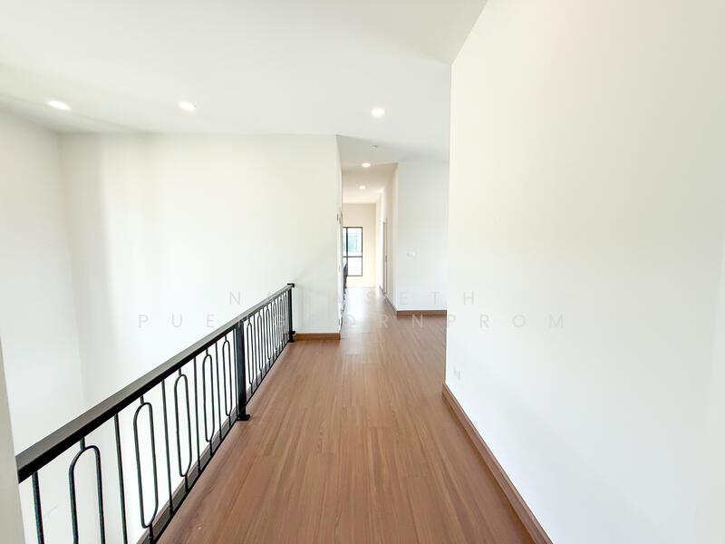 แกรนด์ บริทาเนีย กรุงเทพกรีฑา – สุวรรณภูมิ​, Bangkok, ร่มเกล้า, Khlong Sam Prawet, Lat Krabang, Bangkok, 4 Bedrooms, 300 sqm, Single Detached House For Sale, by Naraseth Puengpornprom, 500008987 - DDproperty.com