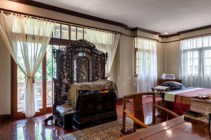 ขาย - ที่ดิน 246 ตร.วา พร้อมบ้านสไตล์โคโลเนียล ใจกลางบางนา ใกล้Mall, กรุงเทพ