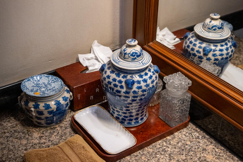 ขาย - ที่ดิน 246 ตร.วา พร้อมบ้านสไตล์โคโลเนียล ใจกลางบางนา ใกล้Mall, กรุงเทพ