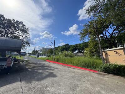 ขาย - ที่ดินเปล่า 95 ตร.ว. ที่ดิน ซอยจตุโชติ10 ซอยพูลสวัสดิ์ ถนนจตุโชติ, กรุงเทพ