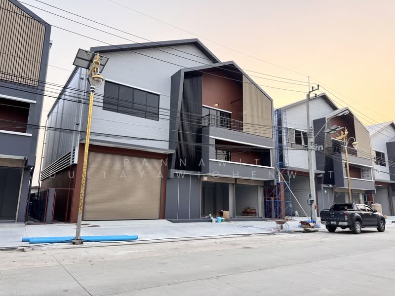 โกดัง, ออฟฟิศ ให้เช่า 833 ตร.ม. ตำบล ราชาเทวะ, บางพลี, สมุทรปราการ (รหัส : JKP300), Samut Prakan, Rachathewa, Bang Plee, Samut Prakan, , 833 sqm, Warehouse/Factory For Rent, by Pannawit Dullayawichenwut, 500009449 - DDproperty.com