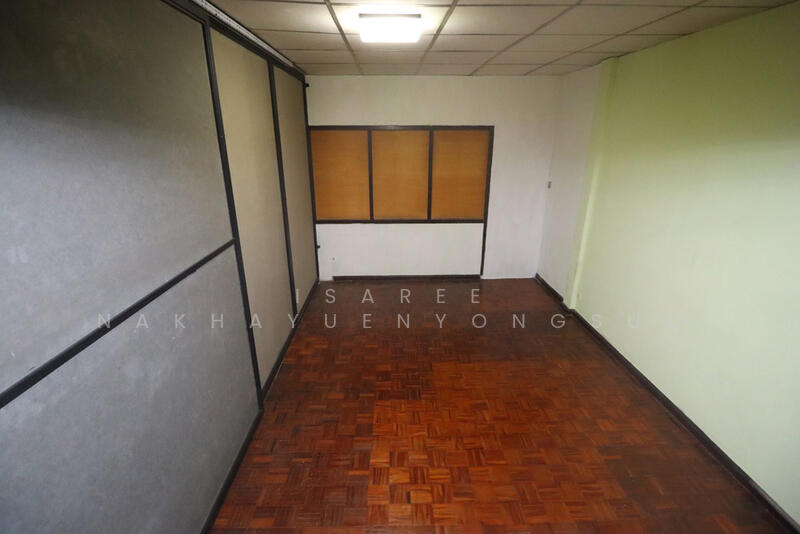 ทาวน์เฮ้าส์ บางนา 12 ลาซาล ใกล้ไบเทค BTS