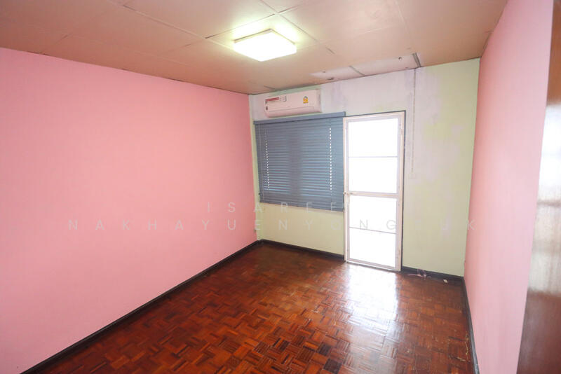 ทาวน์เฮ้าส์ บางนา 12 ลาซาล ใกล้ไบเทค BTS