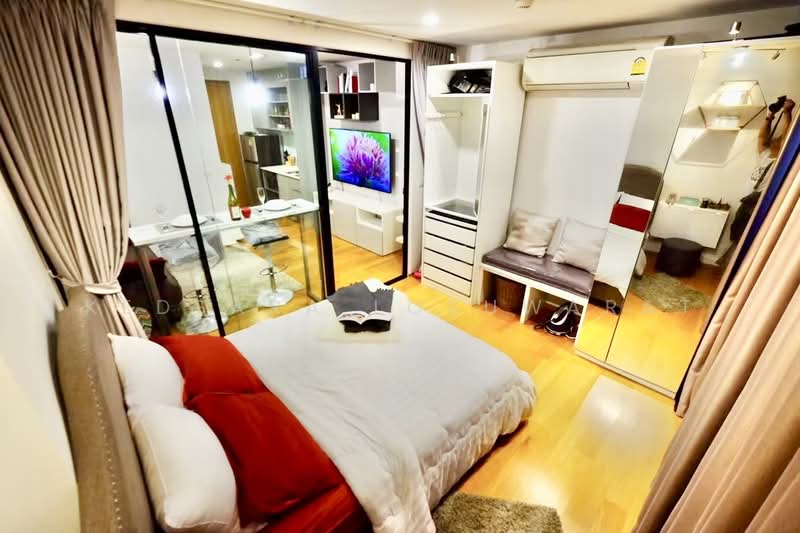 Noble Revo Silom, Bangkok, 88 Soi Surasak Surasak Road, Silom, Bang Rak, Bangkok, 1 Bedroom, 35 sqm, Condo For Rent, by Kedsara Losuwarat, 500009850 - DDproperty.com