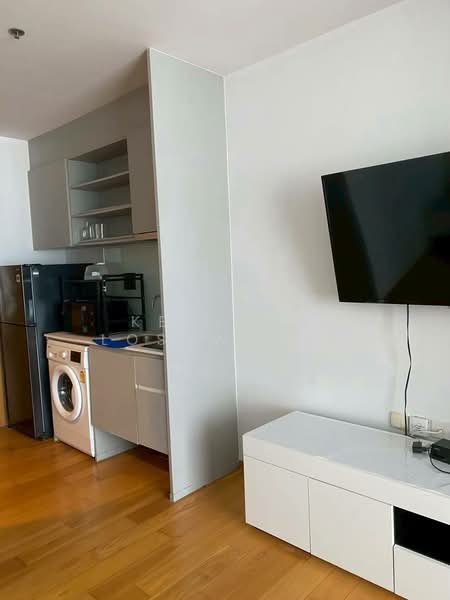 Noble Revo Silom, Bangkok, 88 Soi Surasak Surasak Road, Silom, Bang Rak, Bangkok, 1 Bedroom, 35 sqm, Condo For Rent, by Kedsara Losuwarat, 500009850 - DDproperty.com
