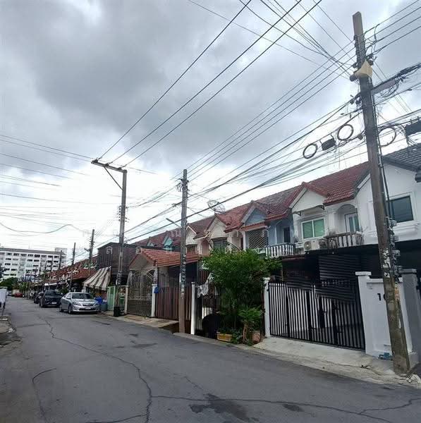 หมู่บ้านรังสิยา กม.10 ซอยรามอินทรา64, Bangkok, Khan Na Yao, Bangkok, 2 Bedrooms, 90 sqm, Townhouse For Sale, by คุณ ณิชาภัทร พลอยแดง (นิว), 500009952 - DDproperty.com