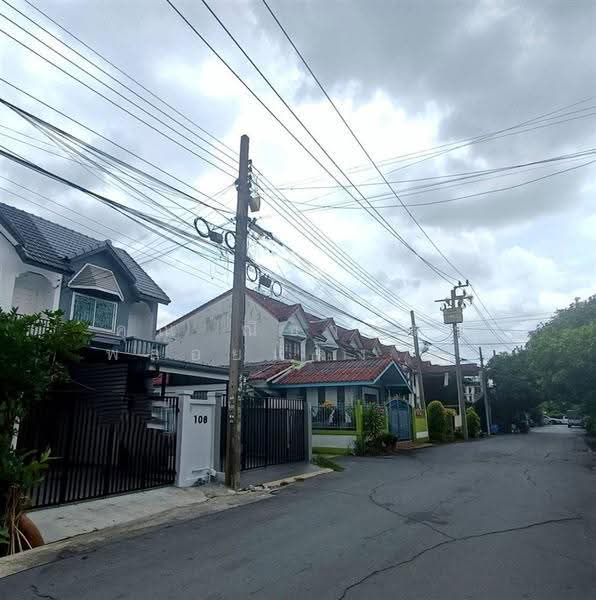 หมู่บ้านรังสิยา กม.10 ซอยรามอินทรา64, Bangkok, Khan Na Yao, Bangkok, 2 Bedrooms, 90 sqm, Townhouse For Sale, by คุณ ณิชาภัทร พลอยแดง (นิว), 500009952 - DDproperty.com