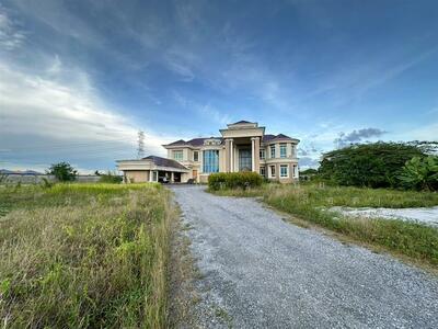 ขาย - บ้านเดี่ยว 2 ชั้น 1100 ตร.ว. บ้านเดี่ยว ซอยวัดพระเงิน ถนนกาญจนาภิเษก ถนนบรมราชชนนี บางใหญ่ นนทบุรี, นนทบุรี