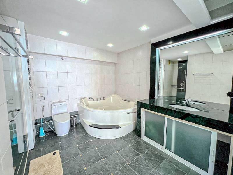 ขาย - Metro Jomtien Condotel : เมโทร จอมเทียน คอนโดเทล, ชลบุรี