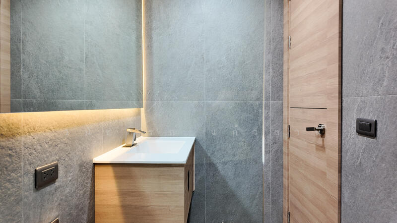 ขาย - AD Hyatt Condominium : เอดี ไฮแอท คอนโดมิเนียม, ชลบุรี