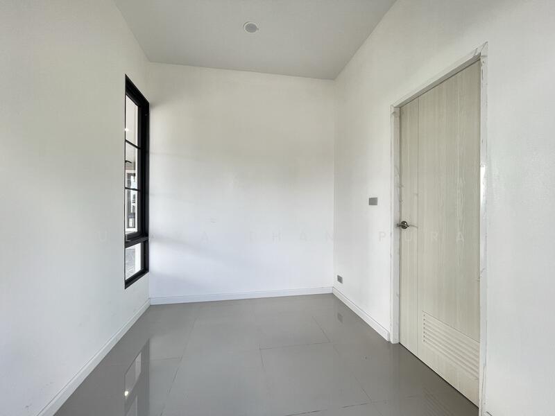 ขาย - ???????????????????? ???????????????? วงแหวนแอร์พอร์ต-อุดรธานี เปิดดีไซน์ แบบ บ้าน “HARMONY” คฤหาสน์หรูทันสมัย, อุดรธานี