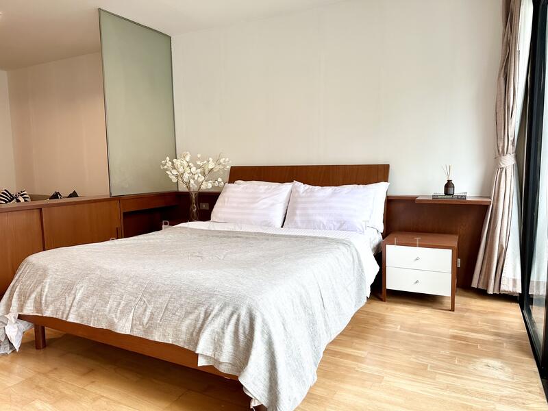 Noble Recole, Bangkok, 77 Soi Sukhumvit 19 Sukhumvit Road, Khlongtoei Nua, Watthana, Bangkok, 2 Bedrooms, 68 sqm, Condo For Rent, by Piangphet Saengtuangkit, 500010298 - DDproperty.com