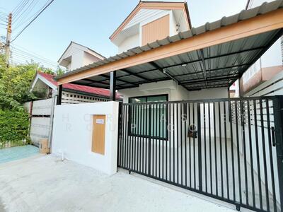 ขาย - Baan Uea-Athorn San Kamphaeng, เชียงใหม่