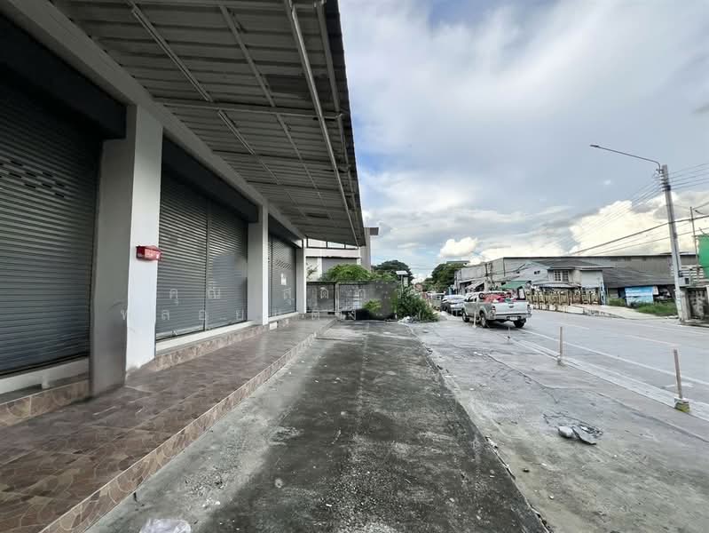 For Sale - อาคารพาณิชย์ 3 ชั้น 63.6 ตร.ว. อาคารพาณิชย์ ซอยรามอินทรา21 ถนนรามอินทรา, Bangkok