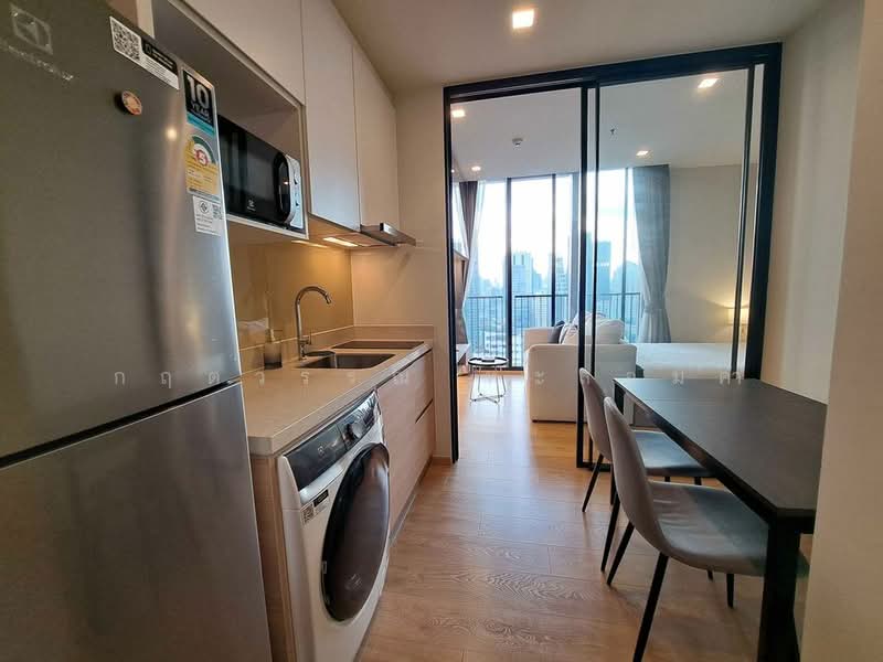 Noble Around Sukhumvit 33, Bangkok, 17 Soi Sukhumvit 33, Khlong Tan Nua, Watthana, Bangkok, 1 Bedroom, 30 sqm, Condo For Rent, by กฤตวรรณ ทะลอมคำ, 500010757 - DDproperty.com