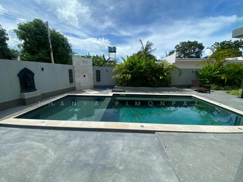 ขาย - Cozy villa 3 bedrooms near Choeng Mon beach, สุราษฎร์ธานี